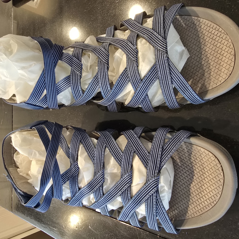 BareTraps Blue Gladiator Sandals with Cushioned Footbed Size 11 Womens - Picture 3 of 6